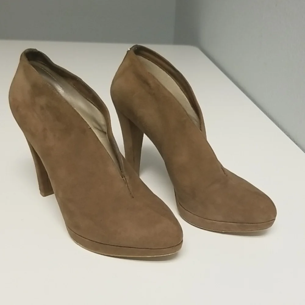 MICHAEL KORS suede booties